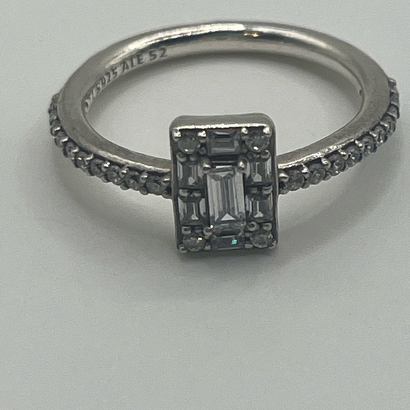 Pandora ring with cz’s. Size 6. D - Picture 4 of 5